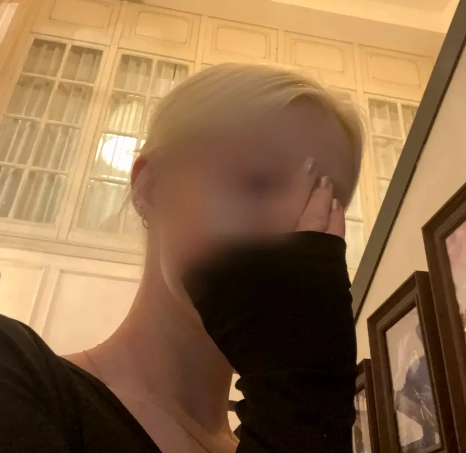 Celina, 24